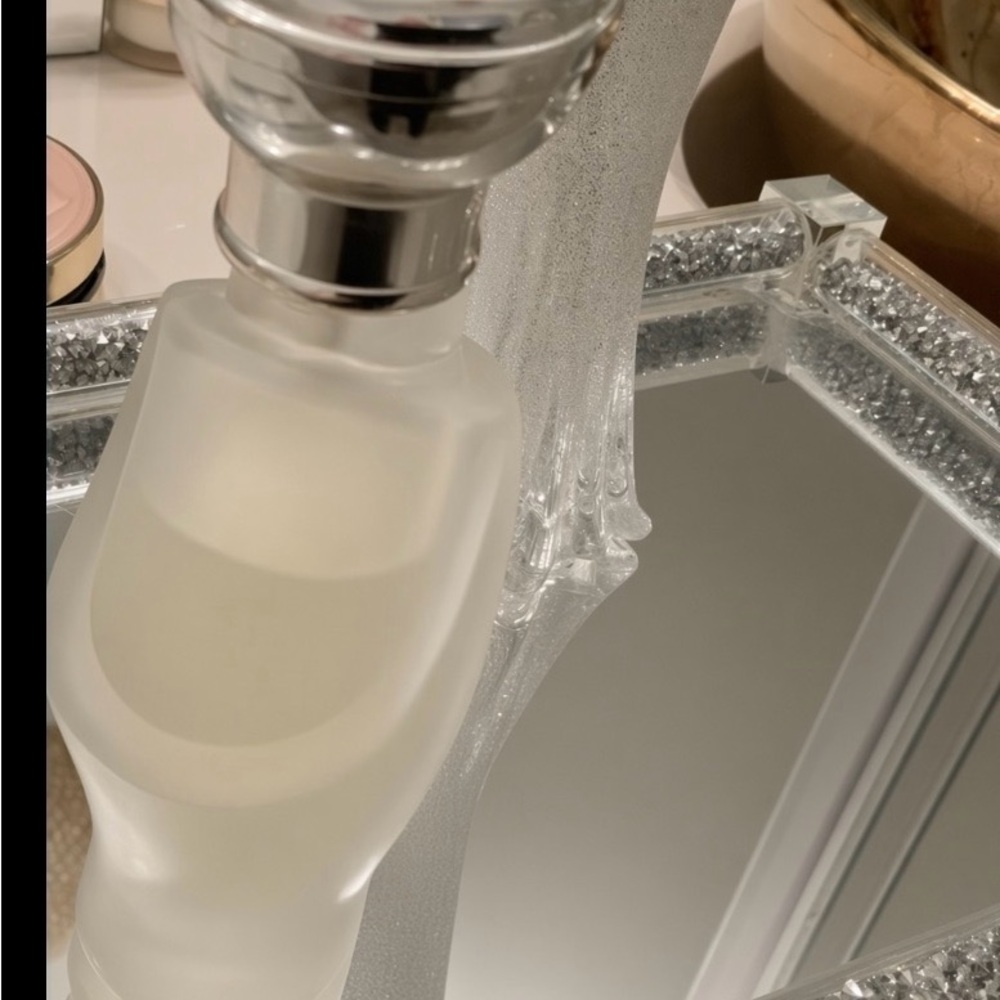 Donna Karon   White Body cashmere  — Women Bath & Body